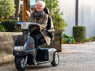 How To Choose The Right Mobility Aid For Your Needs