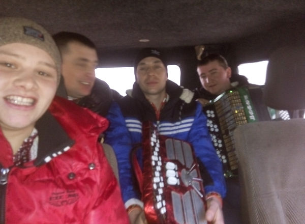 музичний гурт*ЗОРЕПАД* м. Рахів