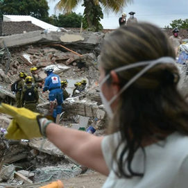 Sube a 314 la cifra de fallecidos por el terremoto en Colombia