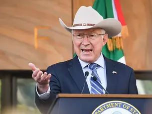 Ken Salazar responde a Sheinbaum y niega participación del FBI en captura de El Mayo: “la verdad es la verdad”