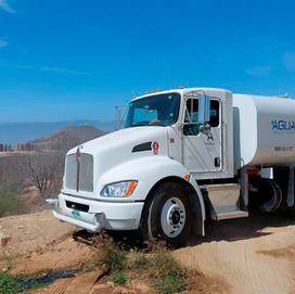 Anuncian 20 pipas gratuitas ante falta de agua en Cabo San Lucas