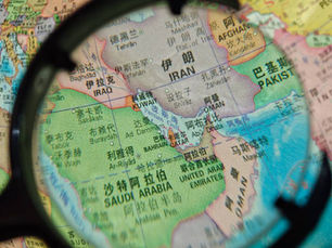 Más de 40 países presionan a Irán para que reabra el estrecho de Ormuz