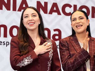 Reportan hallazgo de miles de folletos de la morenista Julieta Ramírez y un almacén en Mexicali
