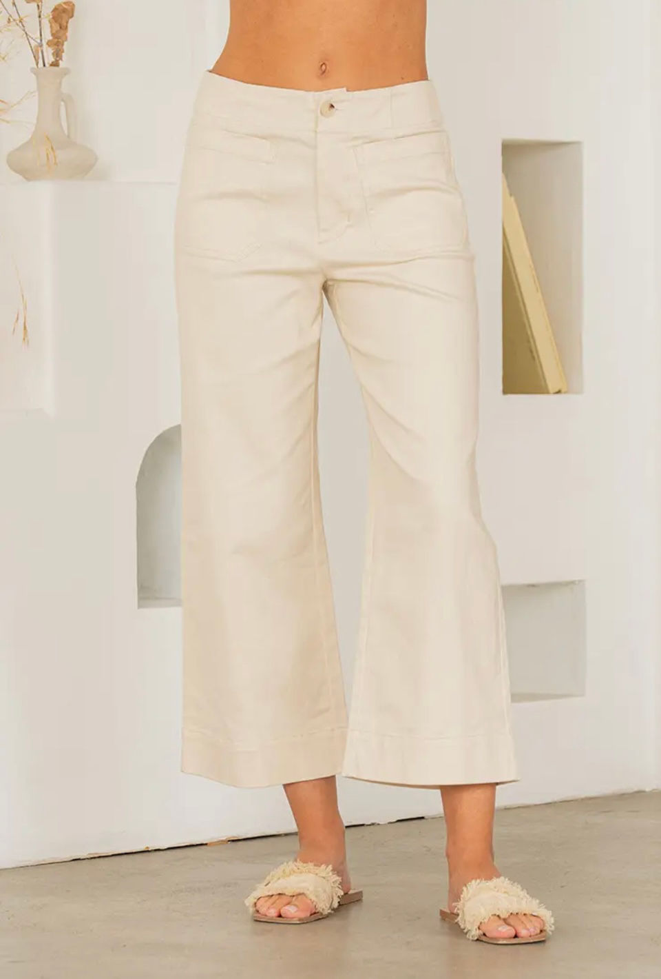 Relaxed Wide Leg Cropped Pant