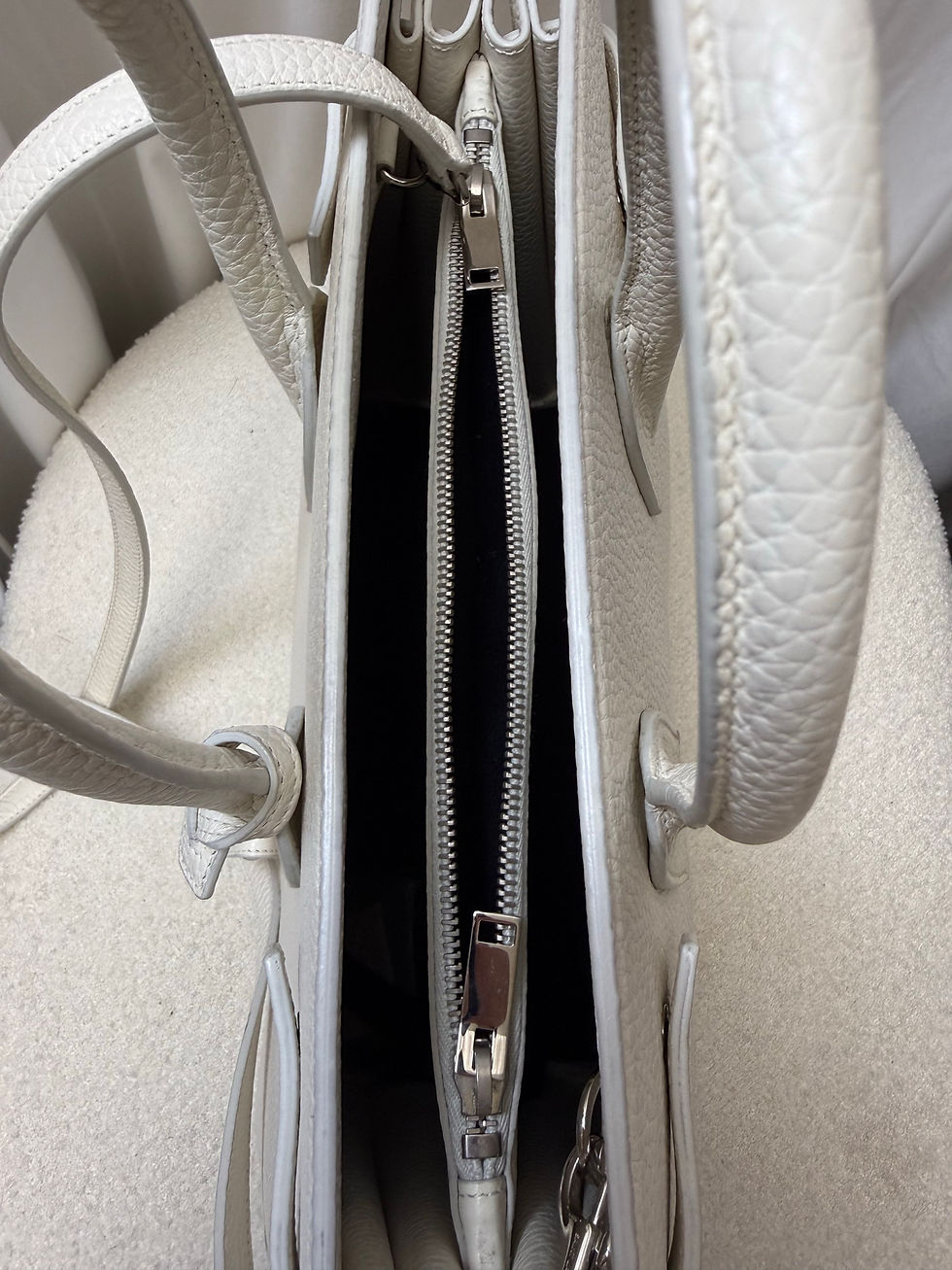 Thumbnail: SAINT LAURENT  White Grained Calfskin Small Sac De Jour w/ Strap