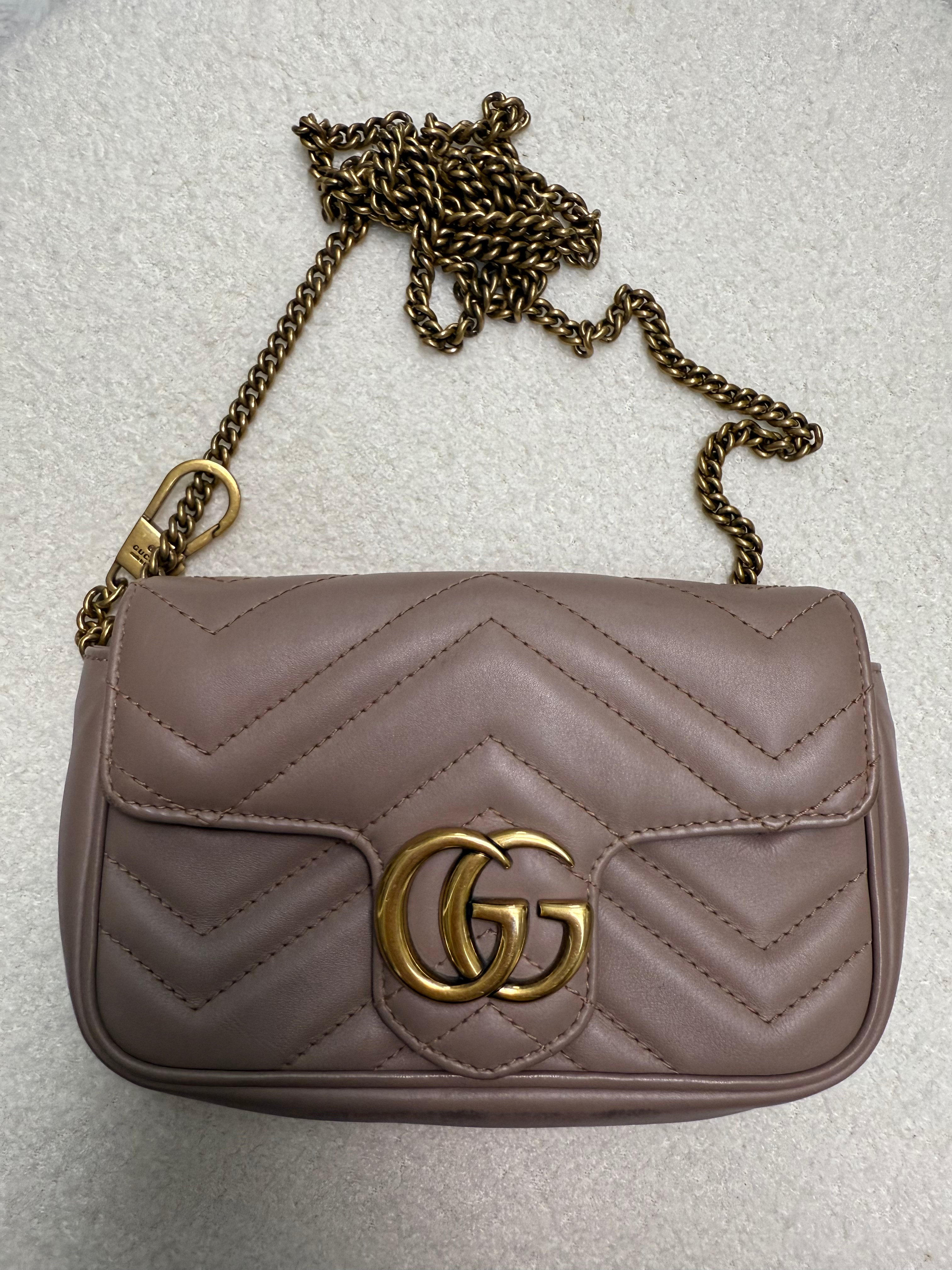 Gucci Marmont Super Mini