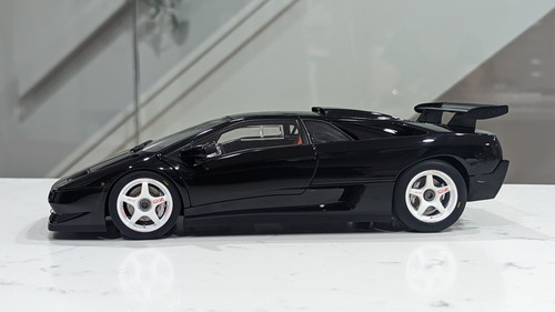 AUTOart Lamborghini Diablo 1/18 黒 AUTOart 1:18 scale Lamborghini Diablo VT Roadster(Black) SUPERB