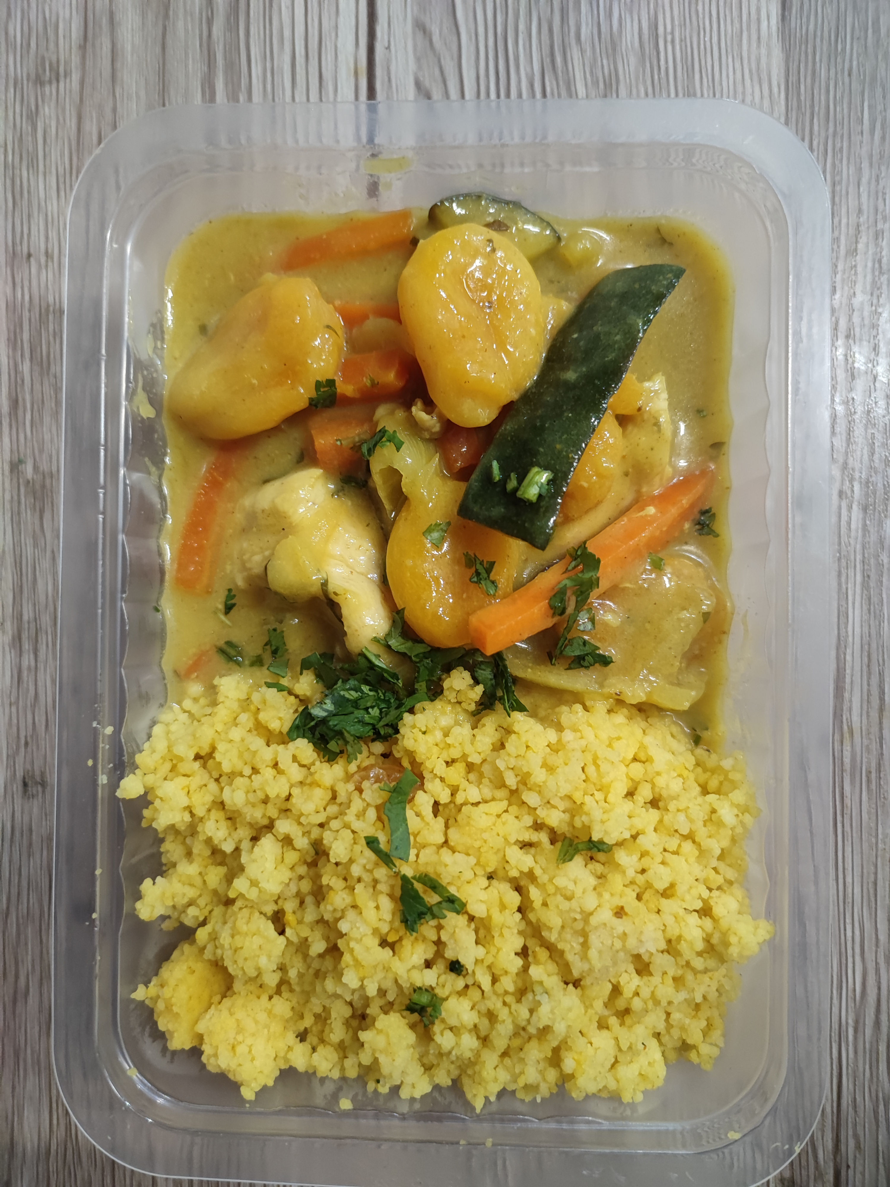 Tajine de poulet/semoule