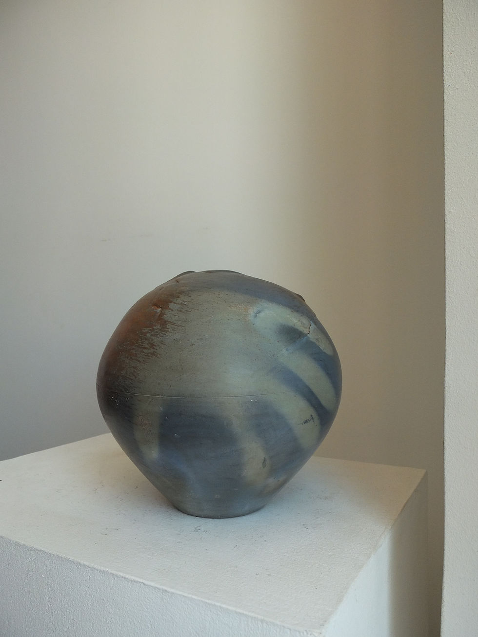 Vase en grès enfumé de Loul Combres