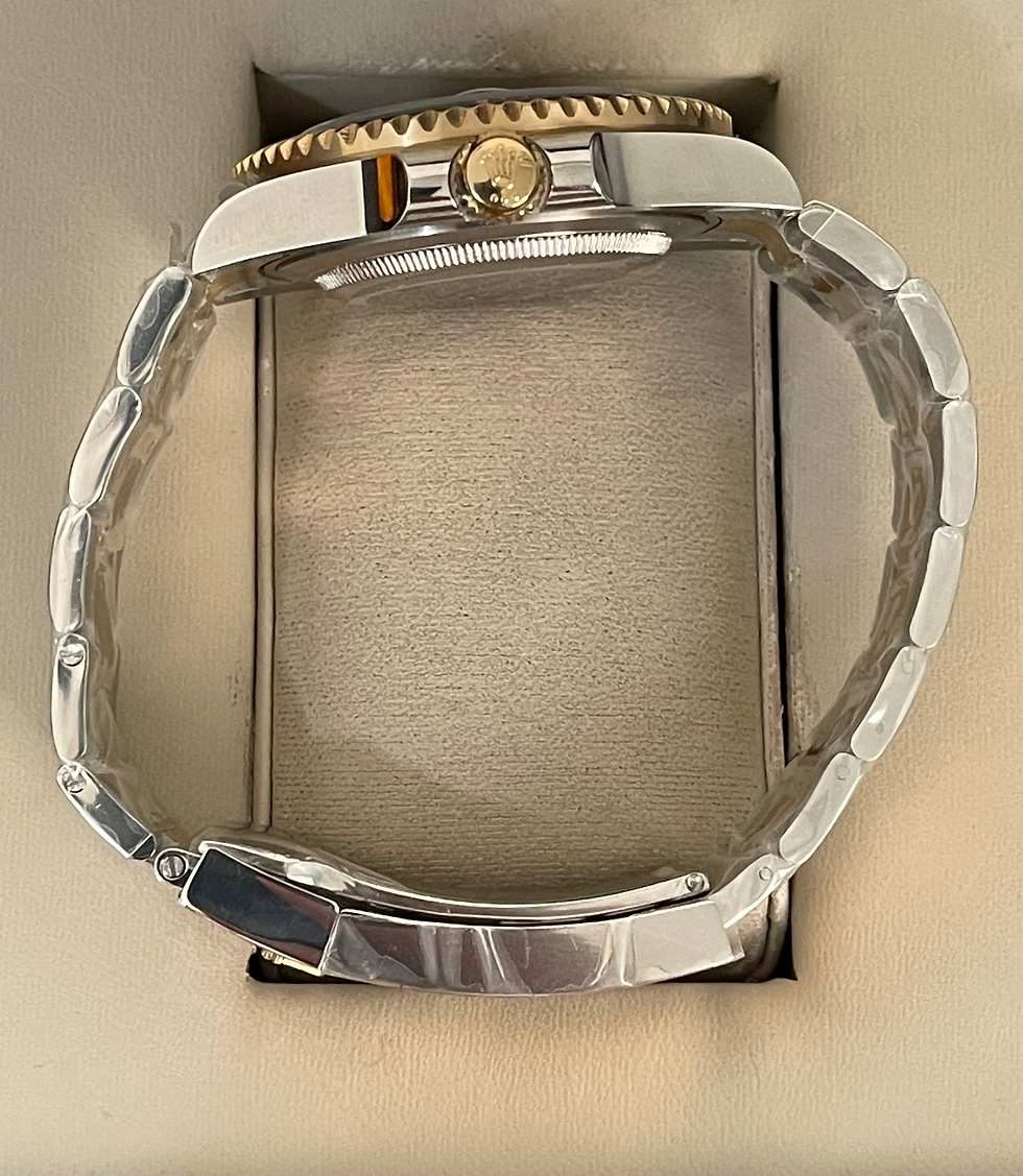 Miniatura: ROLEX SUBMARINER GOLD 2021