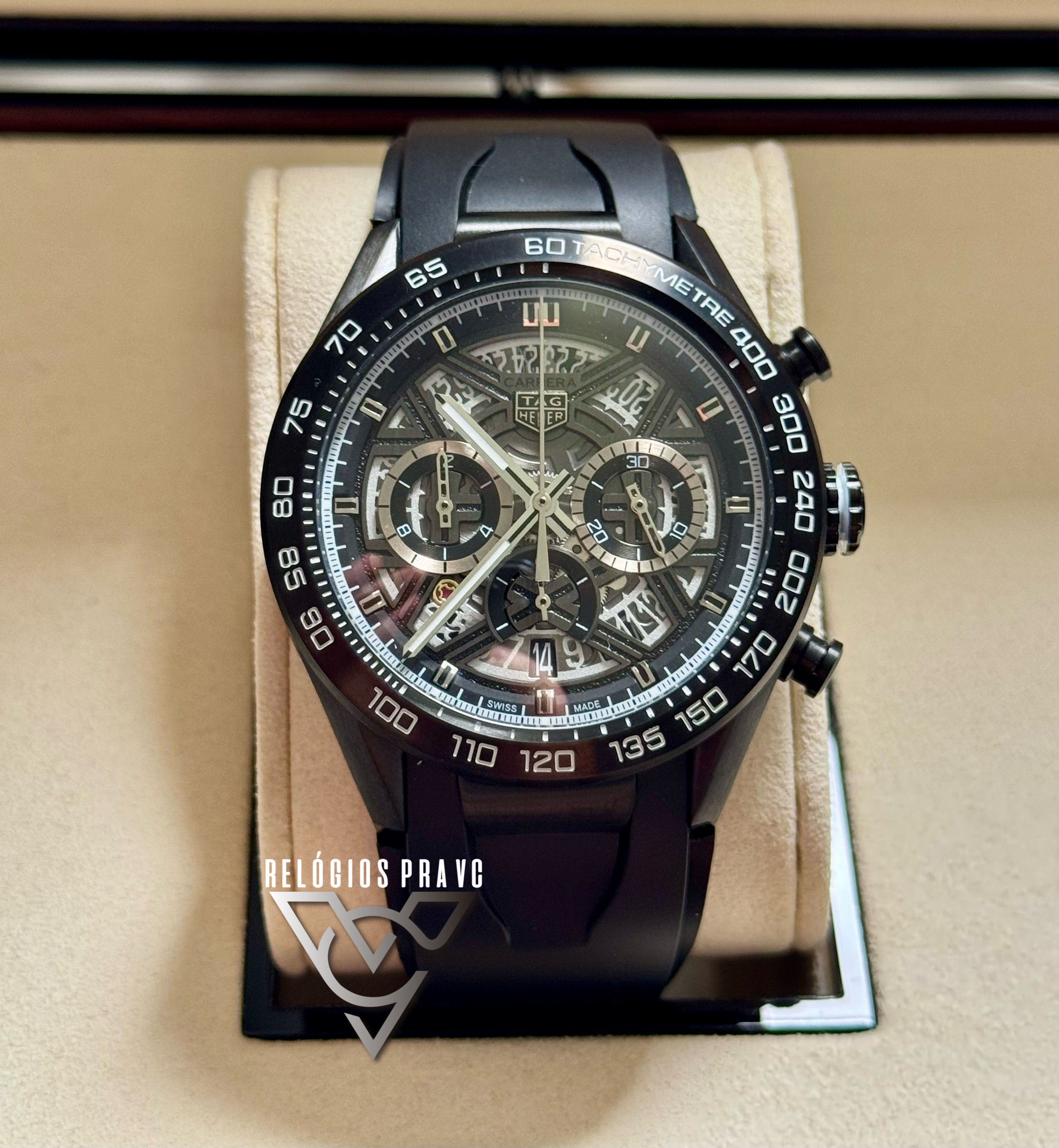 TAG HEUER CARRERA