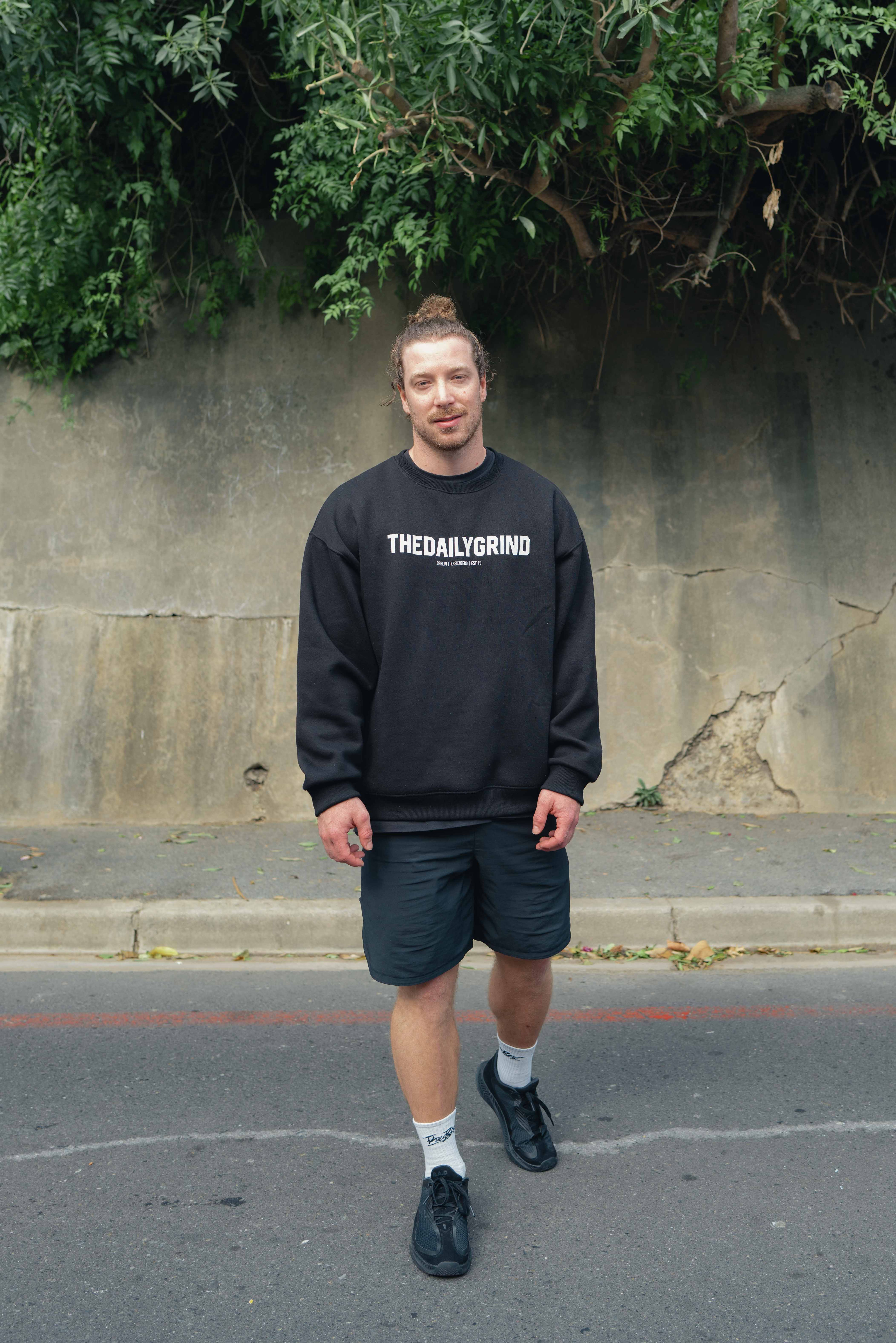 THEDAILYGRIND - SWEATSHIRT