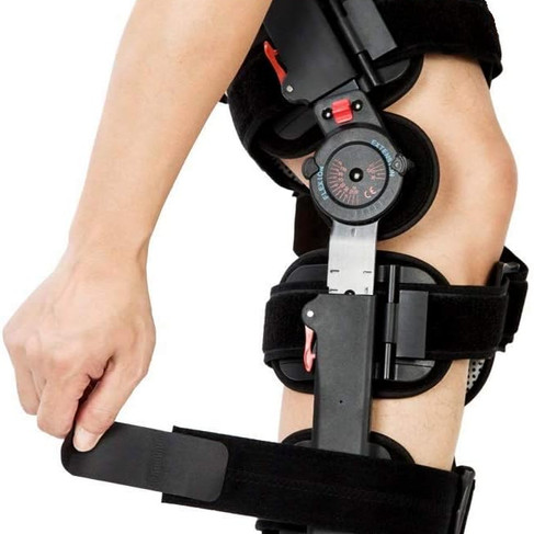 Hinged Knee Brace to restrict knee range of motion