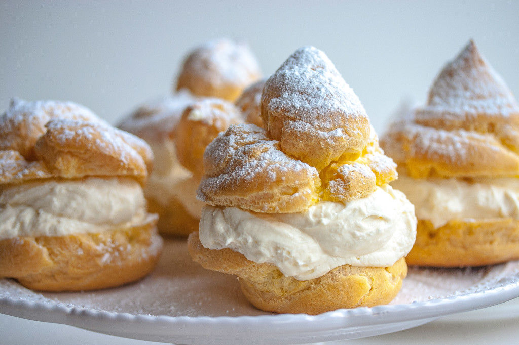 Creme Puffs