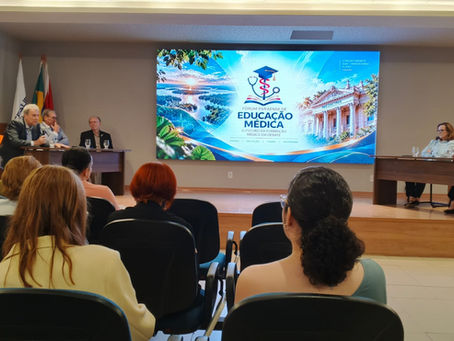 Educação médica em transformação: Fórum reuniu especialistas para discutir desafios e perspectivas