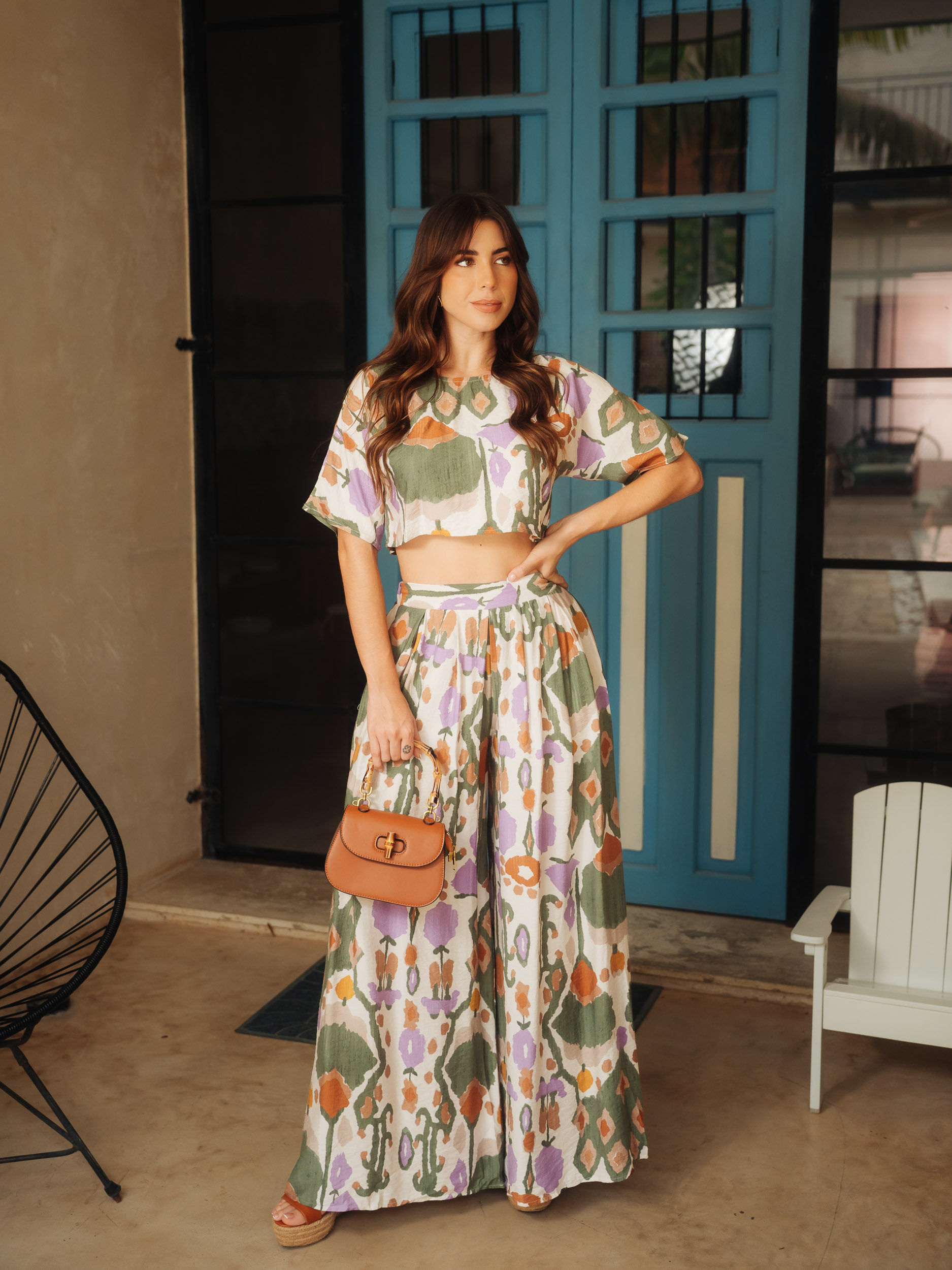 Conjunto Estampado de Top y Pantalón Flare Multi