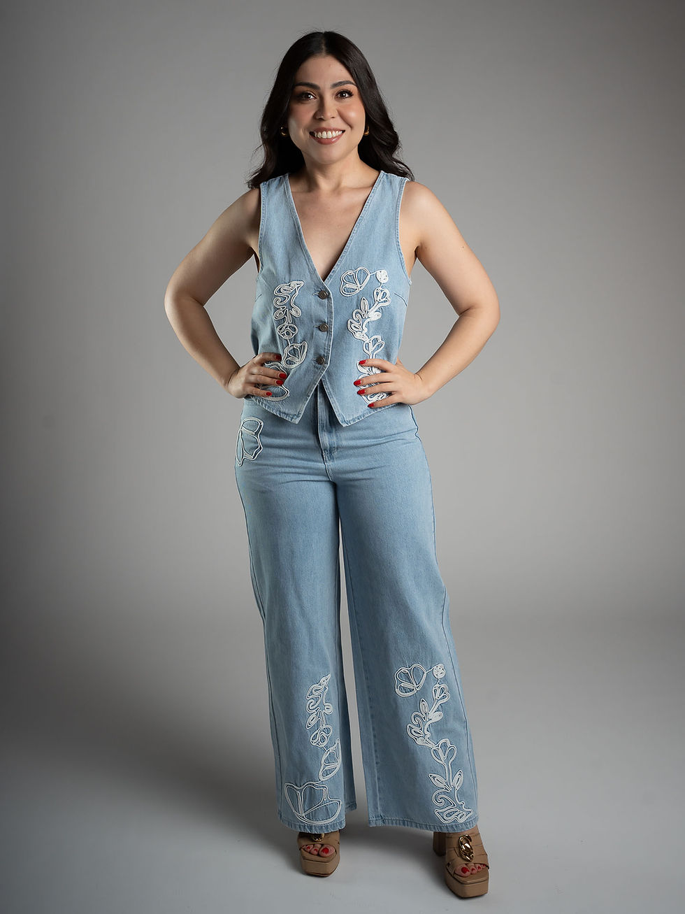 Miniatura: Set Bordado con Pantalón Mezclilla