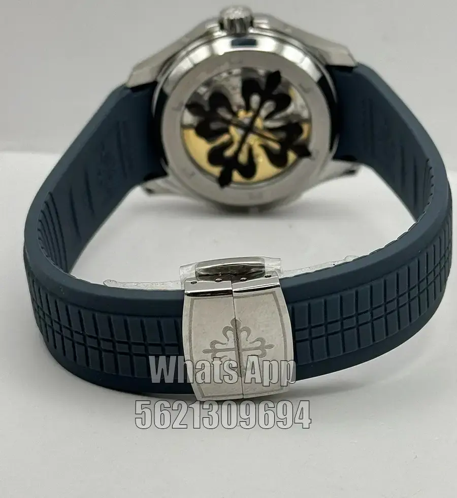Miniatura: Patek Philippe Aquanaut 5164g-001 Travel Time Blue-gray Dial
