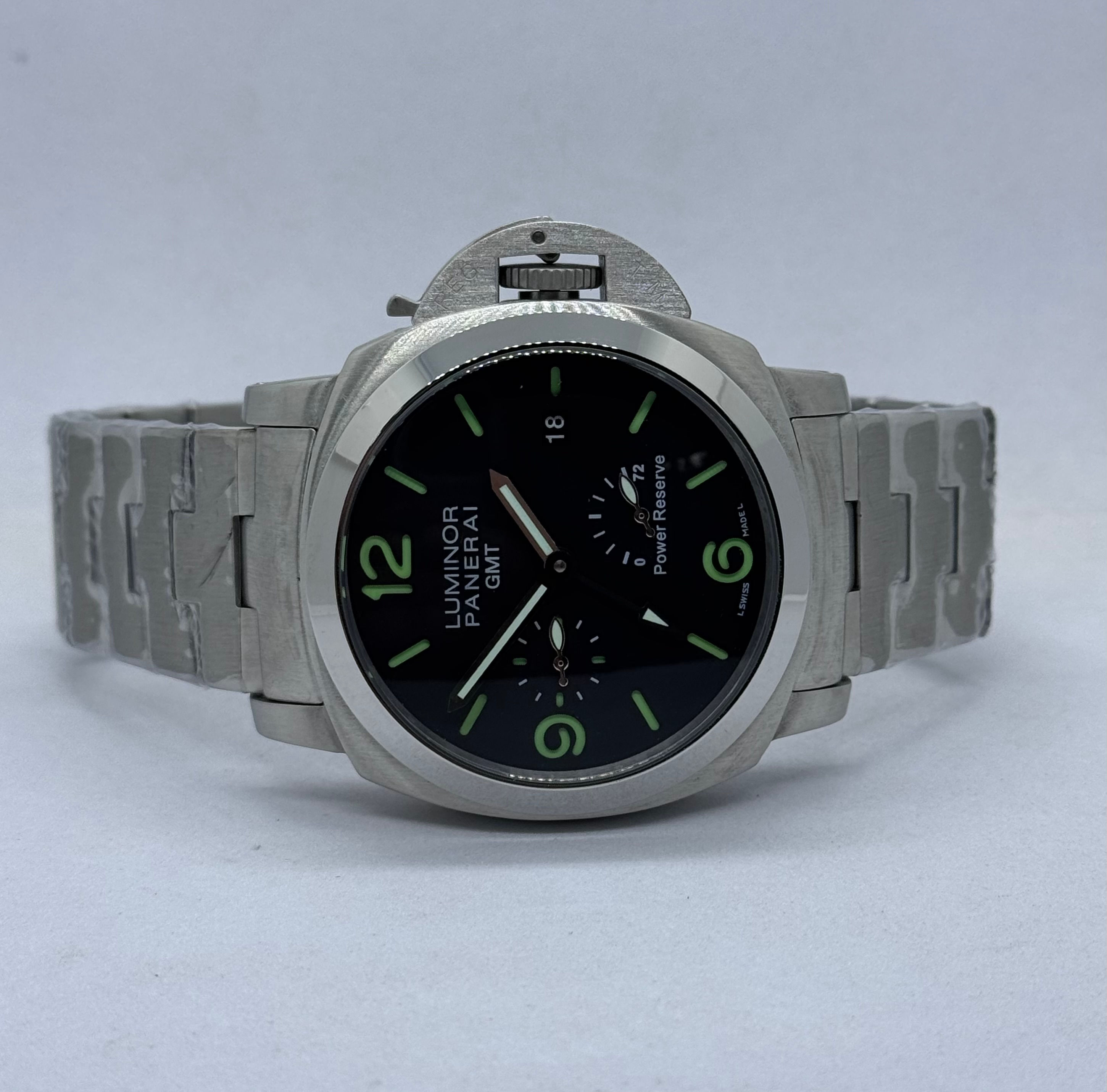 Replica Luminor Panerai GMT 72hrs Power Reserve Silver
