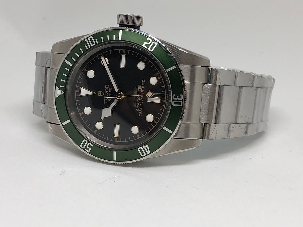 Miniatura: Tudor Heritage Green Bezel Black Dial