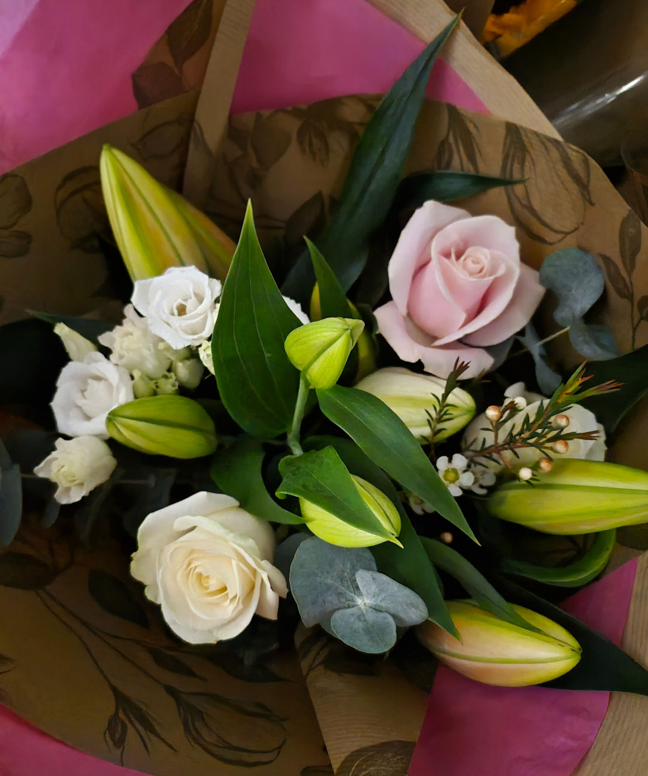 Pastel Lily and Rose Bouquet