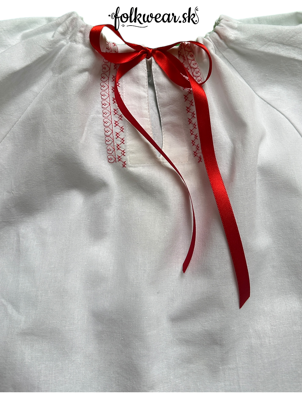 Miniatura: Dievčenská vyšívaná blúzka