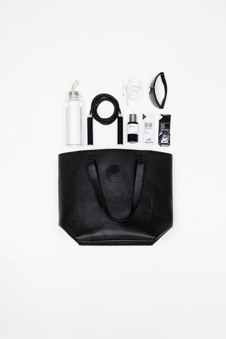 Produkt Fotografie. Campaign Fotografin aus München. Fashion, Style, Clothing, Models, Photostudio, Brand. Start-up. Sofiia Polishchuk