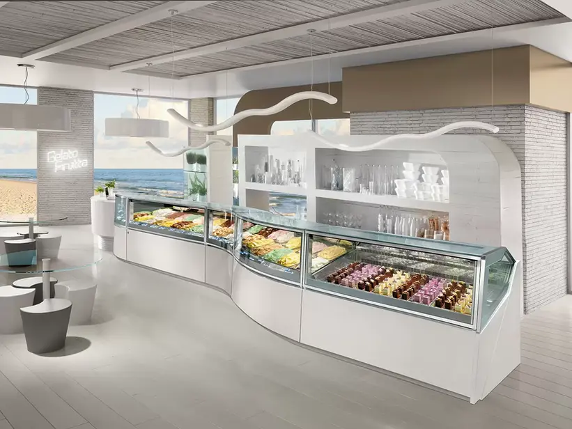 ifi-cubika-display-cabinet-for-gelato-pastry-shop.webp
