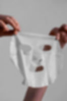 hnds holding up facial hydration mask