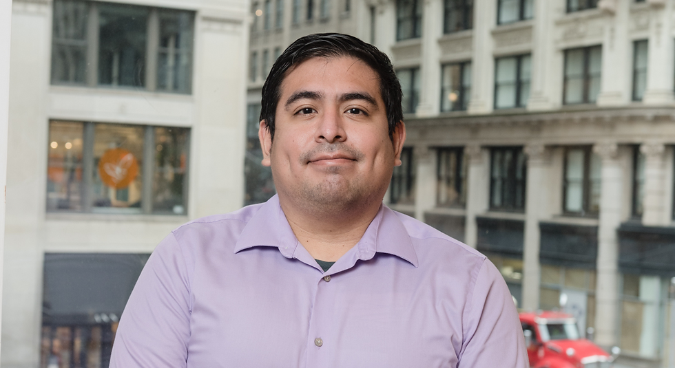 Dr. Robert Fernandez