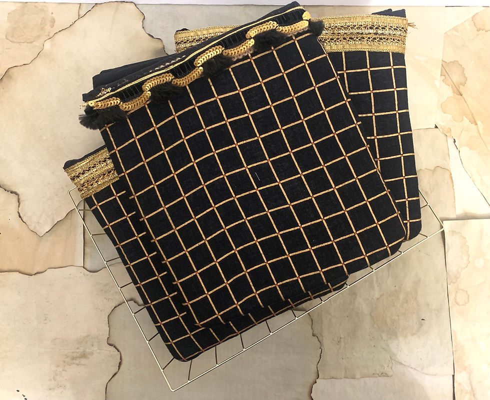 Indian Black Trim Booksleeve