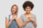 Cultivar la compasión hacia adentro y hacia afuera: La evidencia demuestra que la empatía y la autocompasión se entrenan, actuando como potentes factores protectores frente al ciberacoso y la ansiedad en adolescentes.