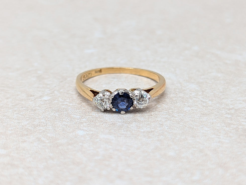 Vintage Sapphire & Diamond Trilogy Ring in 18k Gold