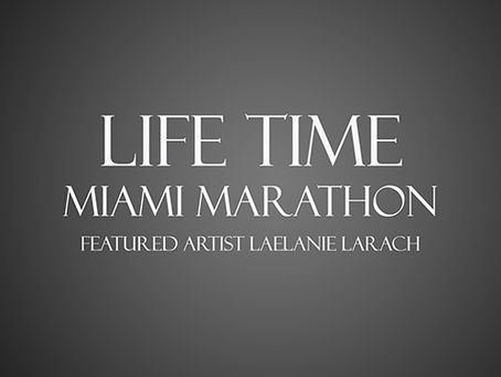 El Arte Moderno y Abstracto de la Artista Laelanie Larach en la Marathon de Miami Life Time Expo
