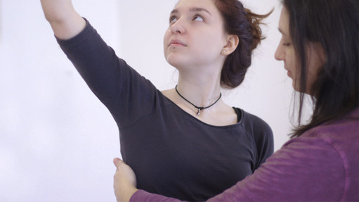 Michaela Schattovits arbeitet mit der Feldenkrais Methode