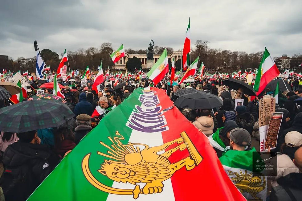 Iranian Diaspora, Reza Pahlavi