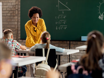 Professor(a), você tem direito ao piso salarial nacional de acordo com o STF!