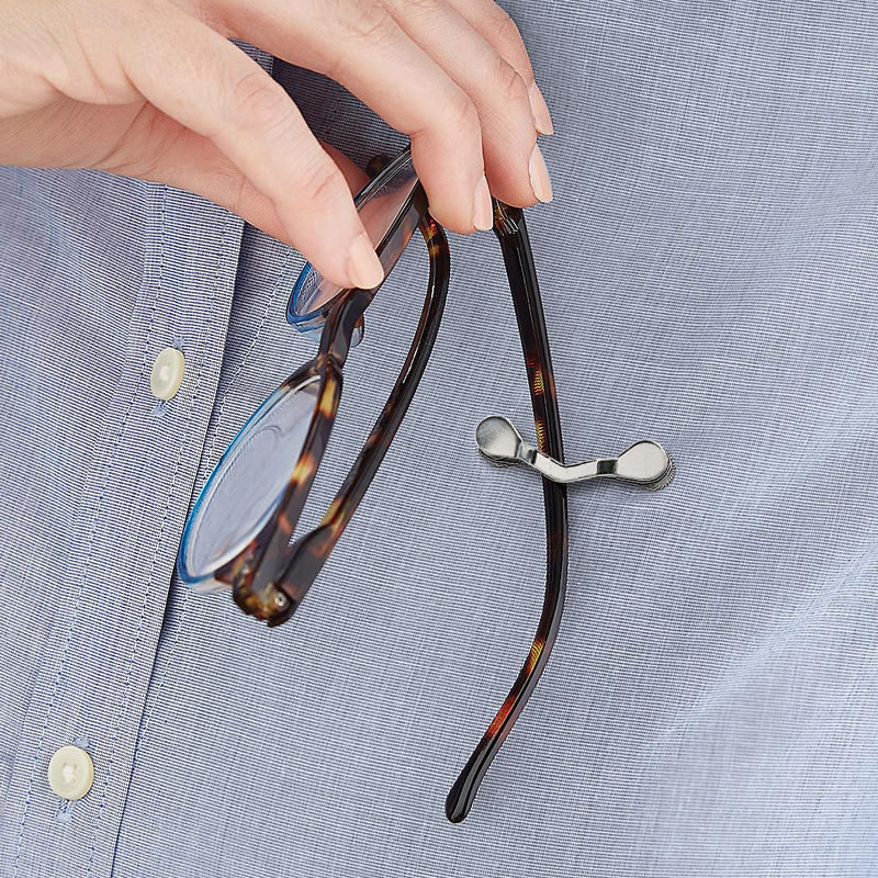 Thumbnail: Readerest Magnetic Eyeglass Holder Clip