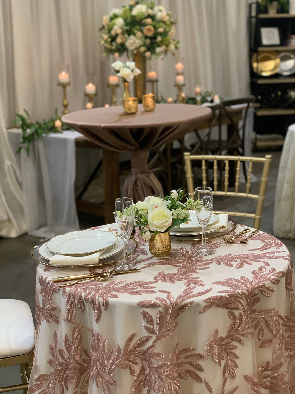 Thumbnail: Light pink sequin table linen