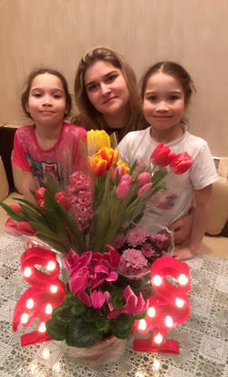 СЕЛФИ С МАМОЙ САМАЯ СЧАСТЛИВАЯ СЕМЬЯ ГОР