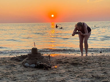 Sarah at South Haven Planning Iggy's House.