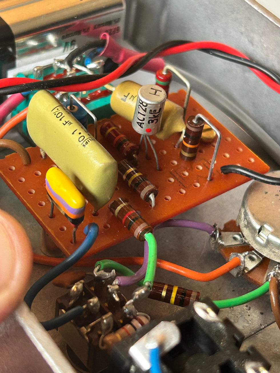 Thumbnail: Selectatone treble/bass booster