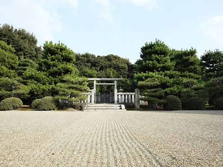 The Saga Eastern Mausoleum of Emperor Chokei