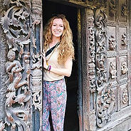 VIVIANA RAJATOURS.jpg