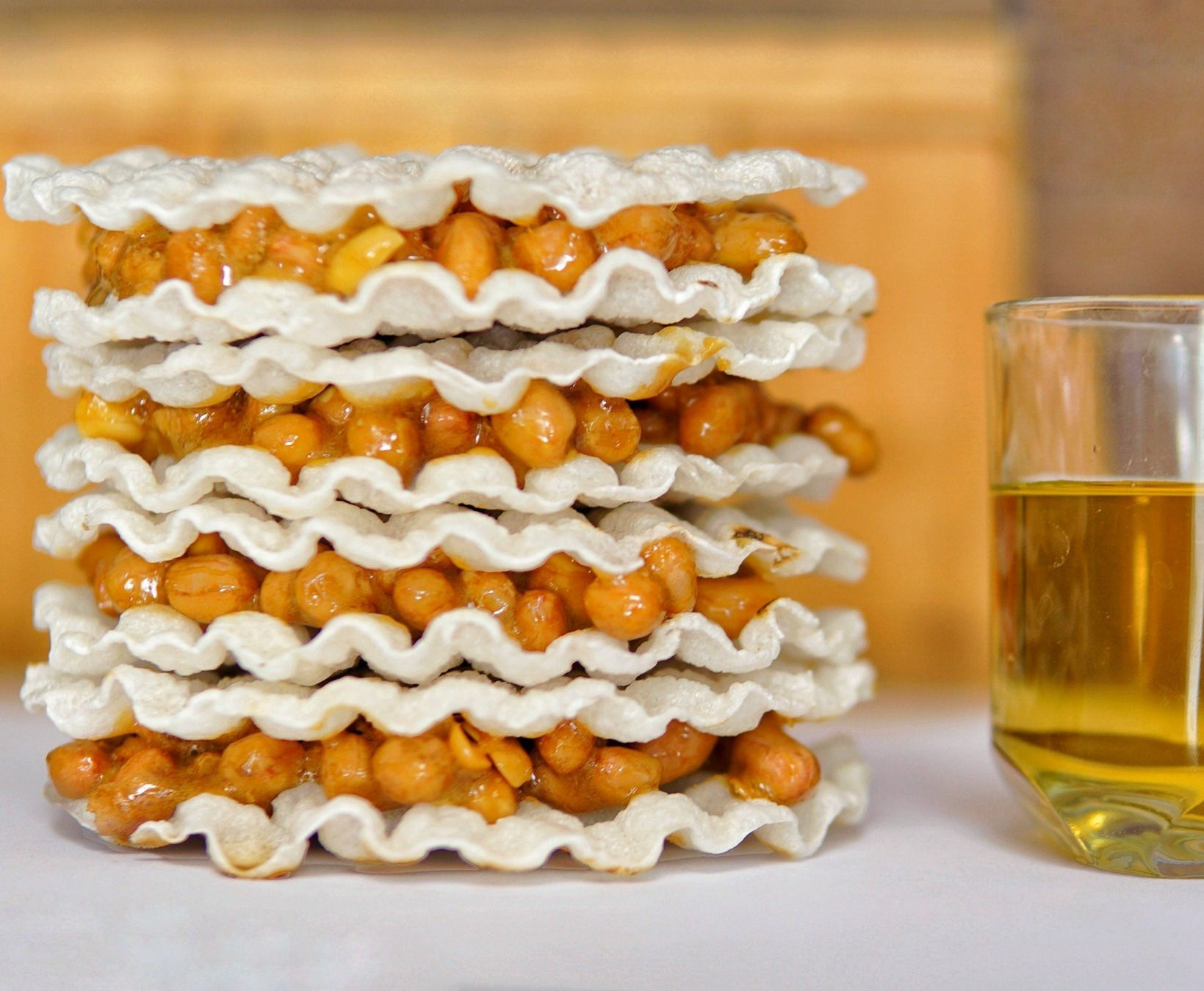 Keo Ku Do (Peanut ant Rice Paper Brittle)