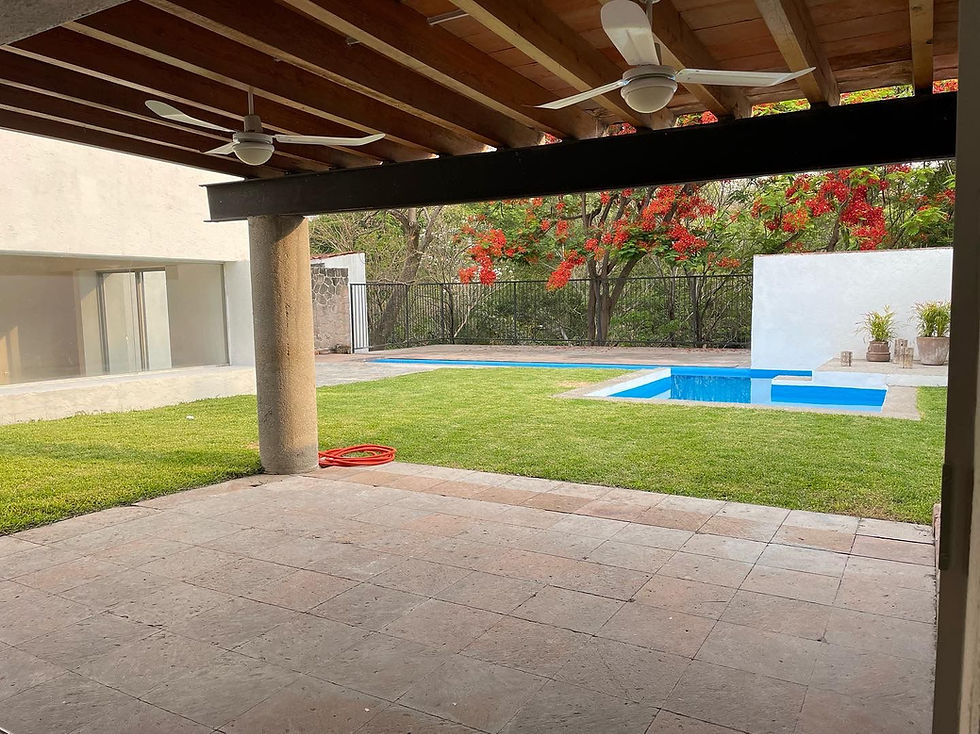 Miniatura: CASA NUEVA A ESTRENAR EN UNA SOLA PLANTA CON ALBERCA