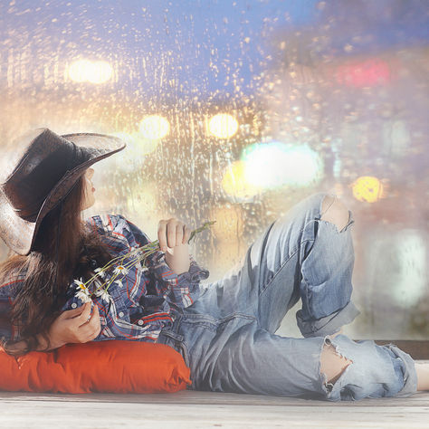 זה ממש לא הגיוני ליהנות ולשמוח מדברים שעדיין לא קרו?