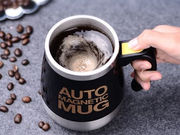 Item 206-Caneca mixer.