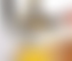 Item 150 - Espremedor e amassador de batatas multiuso.