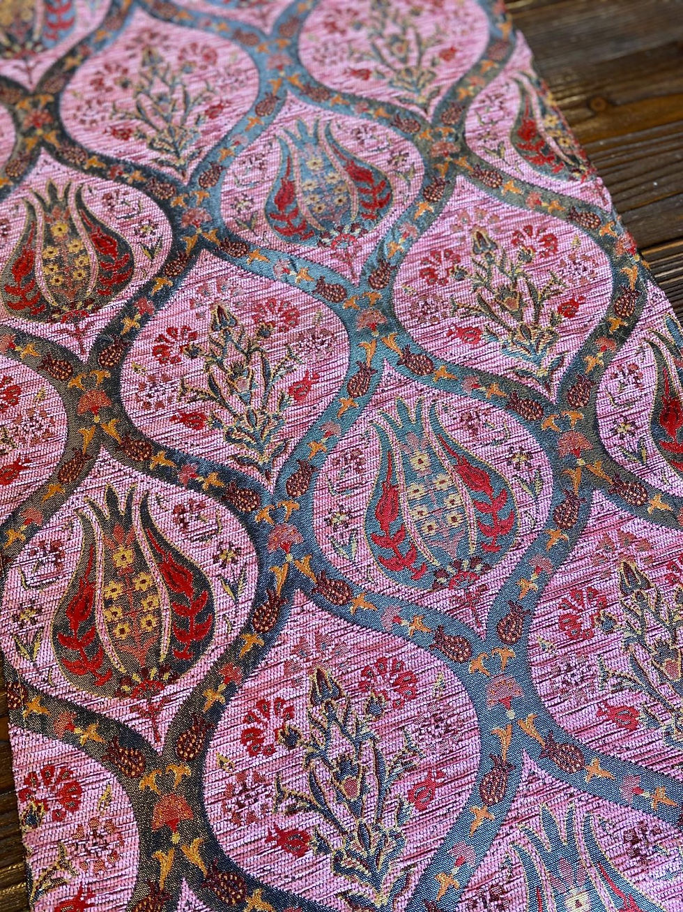 الصورة المصغرة: يونيك تابل رنر 00839889